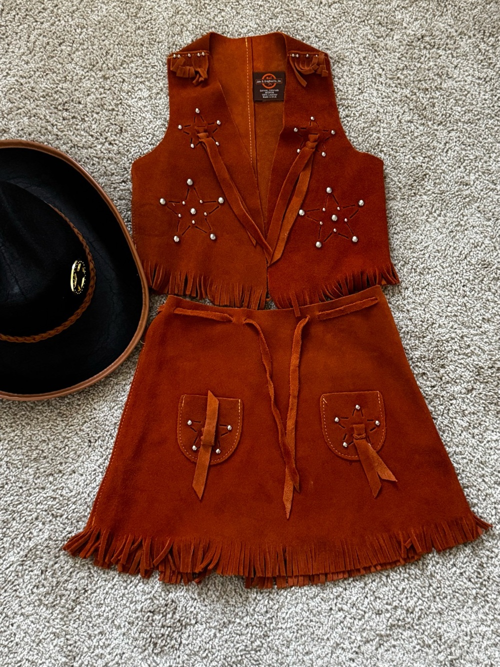 Vintage John R. Craighead 100% Leather Suede Cowgirl Vest & Fringe Skirt Set Hat